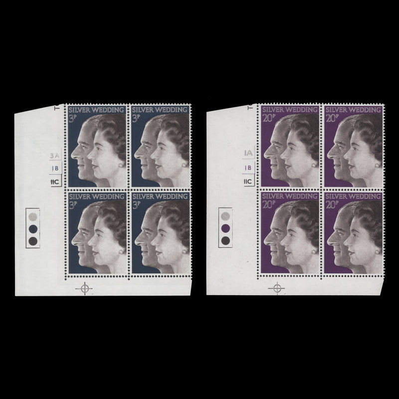 Great Britain 1972 (MNH) Royal Silver Wedding cylinder blocks, Rembrandt