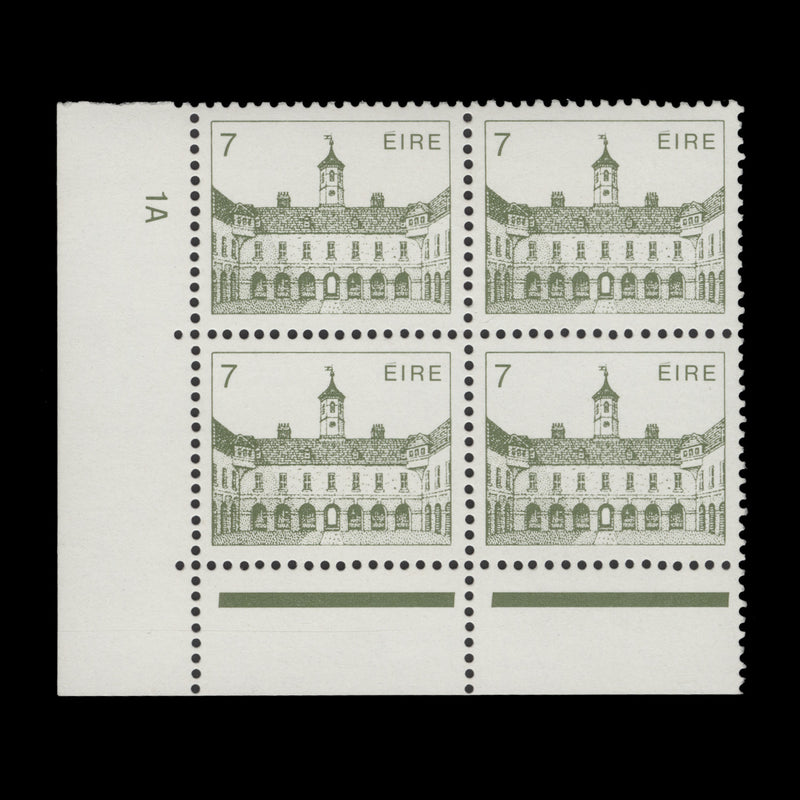 Ireland 1983 (MNH) 7p Dr Steeven's Hospital cylinder 1A block, ordinary paper